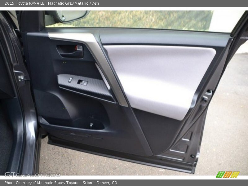 Magnetic Gray Metallic / Ash 2015 Toyota RAV4 LE