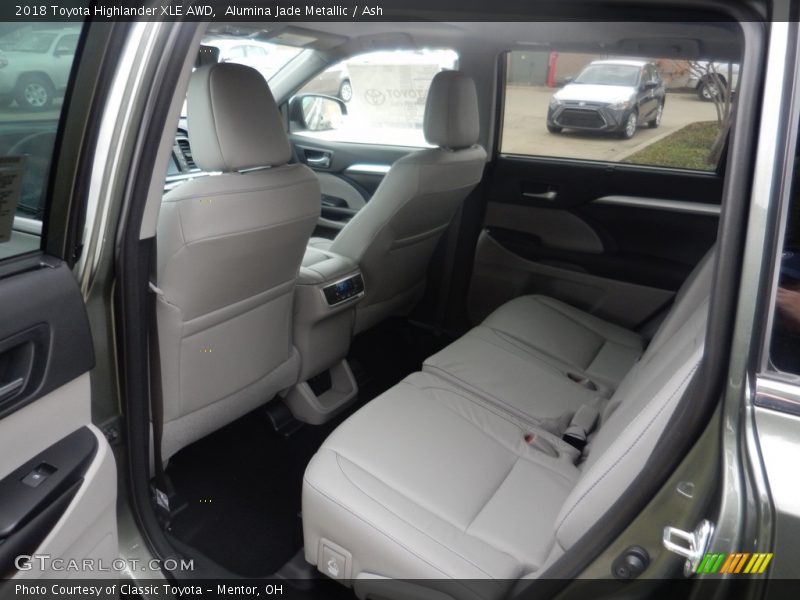 Alumina Jade Metallic / Ash 2018 Toyota Highlander XLE AWD