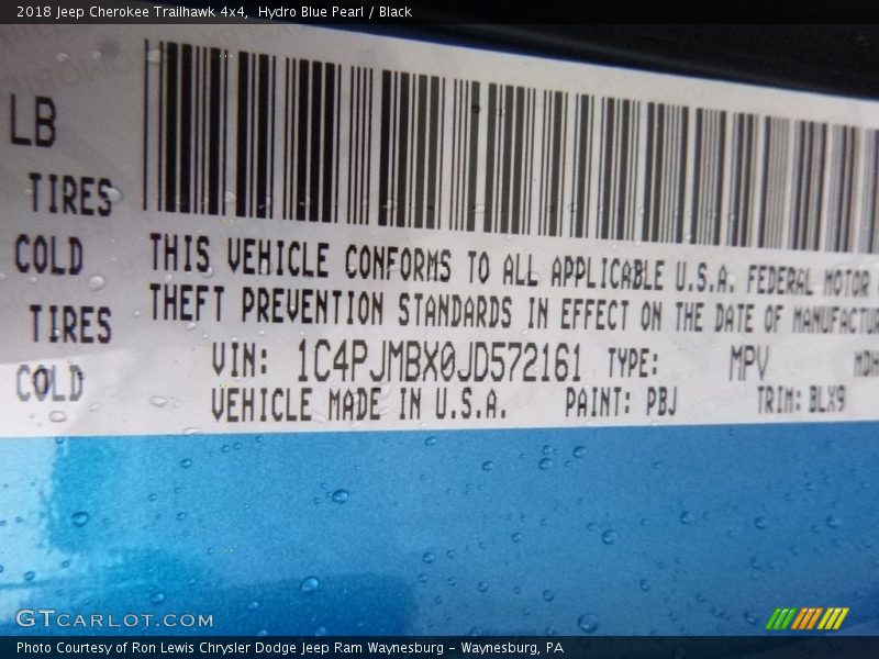 Hydro Blue Pearl / Black 2018 Jeep Cherokee Trailhawk 4x4