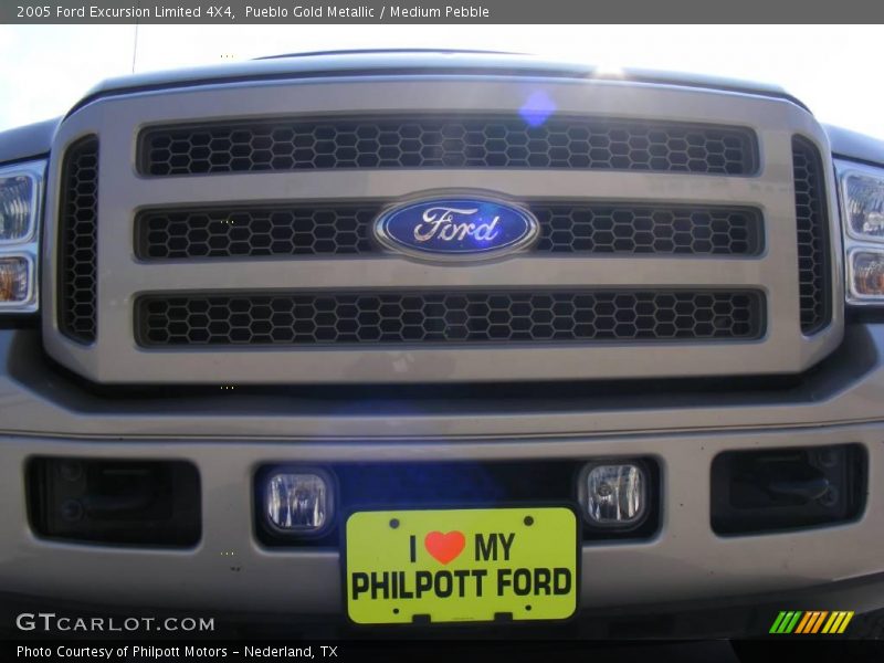 Pueblo Gold Metallic / Medium Pebble 2005 Ford Excursion Limited 4X4