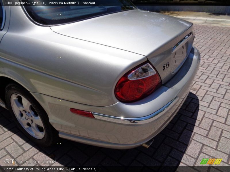 Platinum Metallic / Charcoal 2000 Jaguar S-Type 3.0