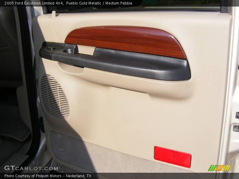 Pueblo Gold Metallic / Medium Pebble 2005 Ford Excursion Limited 4X4