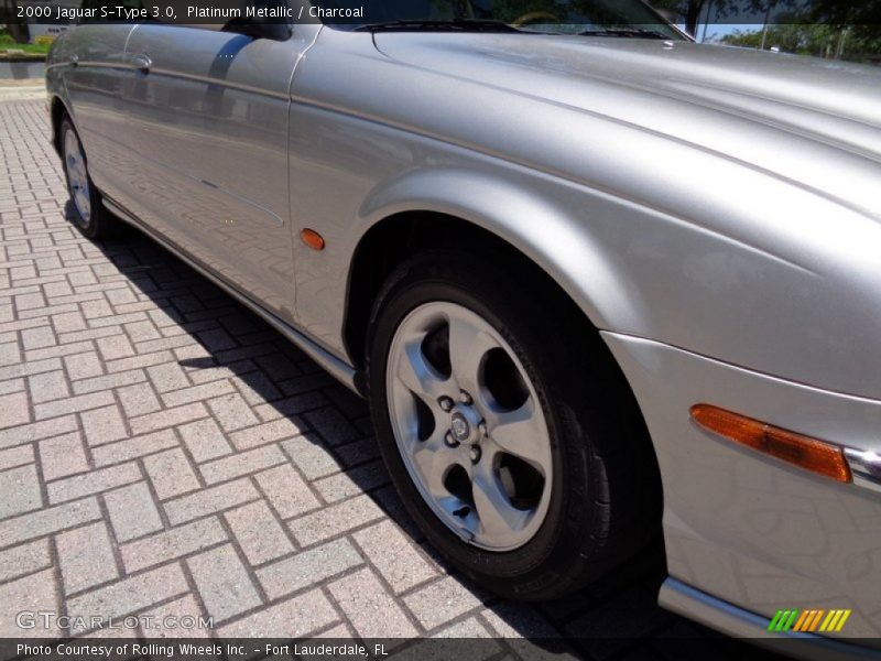 Platinum Metallic / Charcoal 2000 Jaguar S-Type 3.0