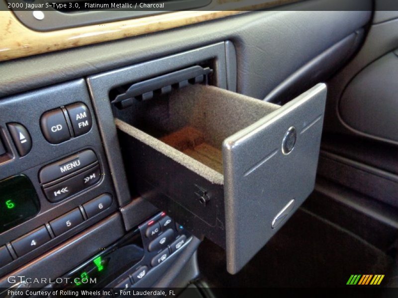 Platinum Metallic / Charcoal 2000 Jaguar S-Type 3.0