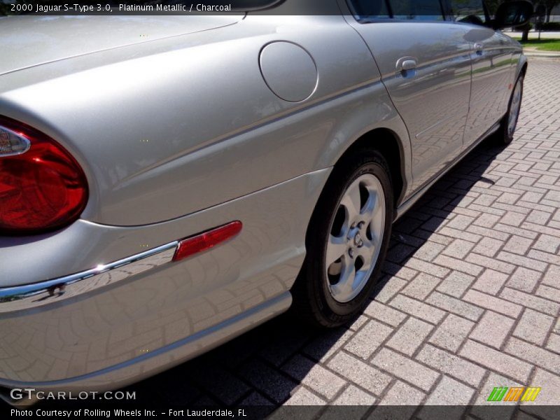 Platinum Metallic / Charcoal 2000 Jaguar S-Type 3.0