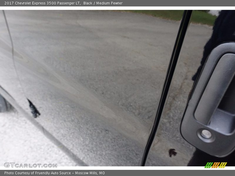 Black / Medium Pewter 2017 Chevrolet Express 3500 Passenger LT