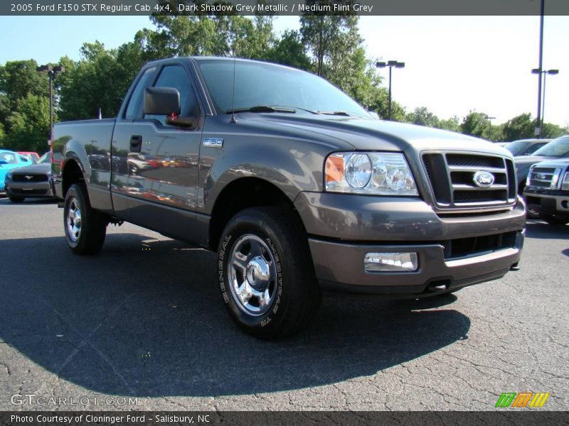 Dark Shadow Grey Metallic / Medium Flint Grey 2005 Ford F150 STX Regular Cab 4x4