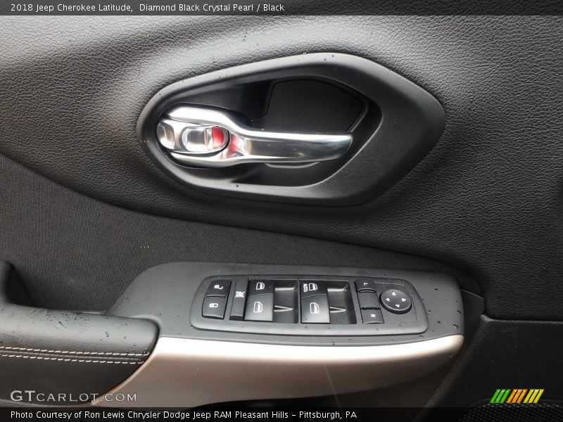 Diamond Black Crystal Pearl / Black 2018 Jeep Cherokee Latitude