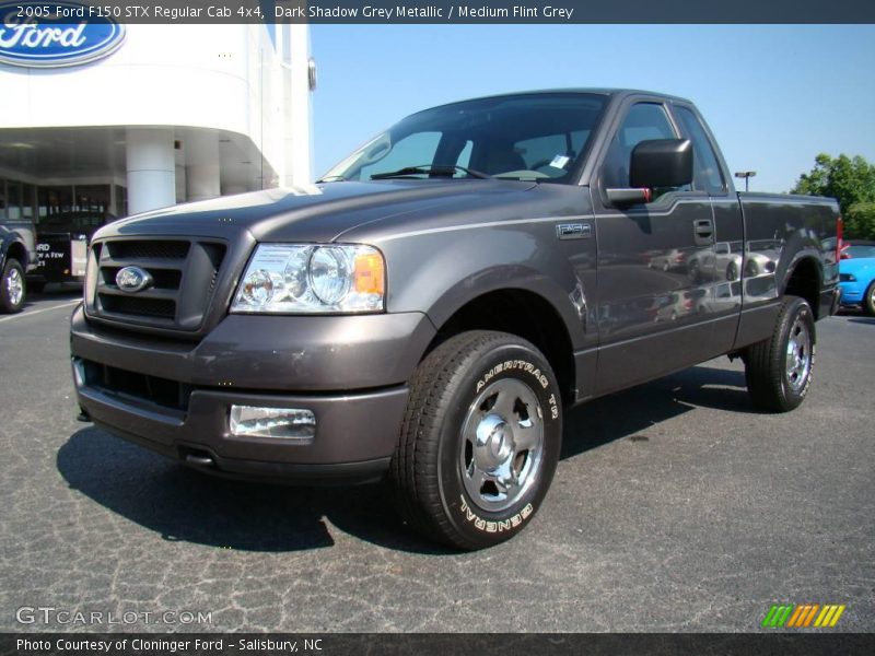 Dark Shadow Grey Metallic / Medium Flint Grey 2005 Ford F150 STX Regular Cab 4x4