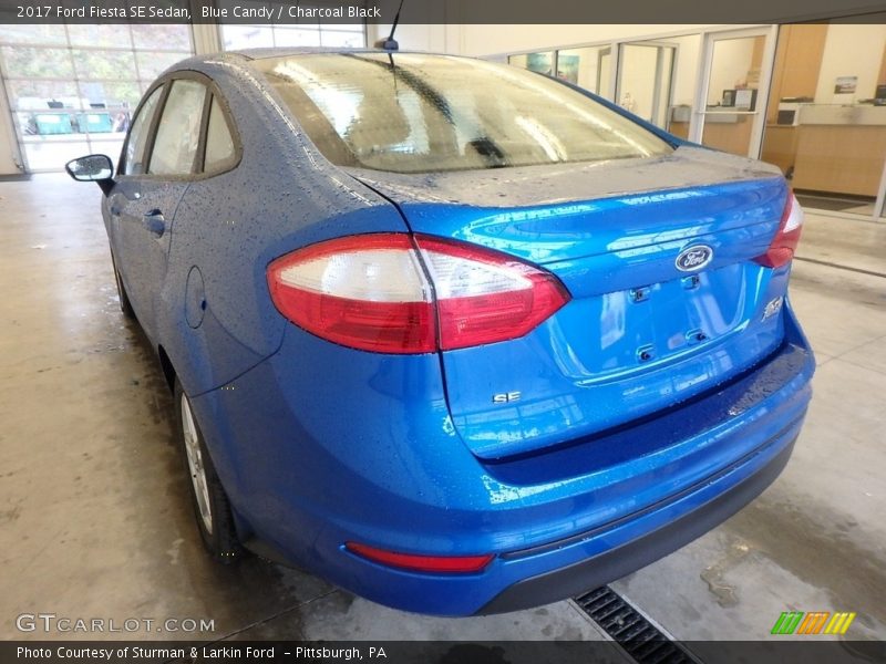 Blue Candy / Charcoal Black 2017 Ford Fiesta SE Sedan