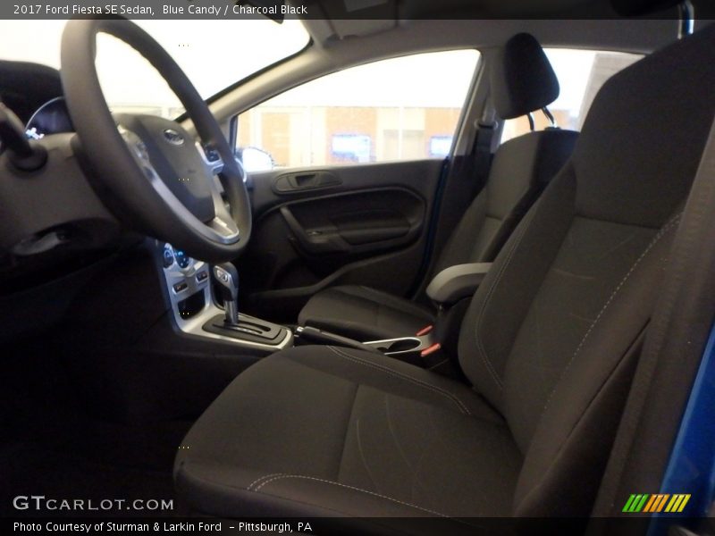 Blue Candy / Charcoal Black 2017 Ford Fiesta SE Sedan