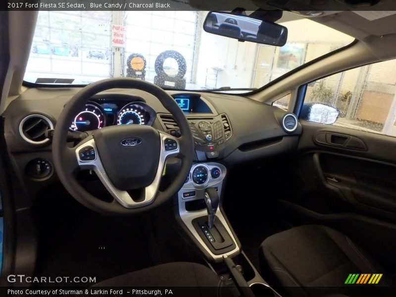 Blue Candy / Charcoal Black 2017 Ford Fiesta SE Sedan