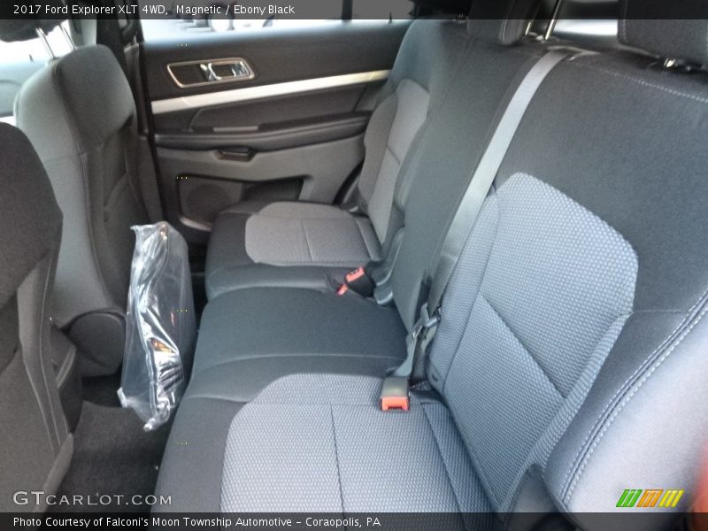 Magnetic / Ebony Black 2017 Ford Explorer XLT 4WD