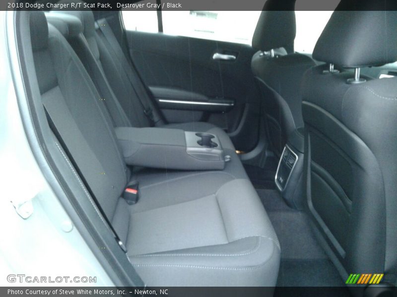 Destroyer Gray / Black 2018 Dodge Charger R/T Scat Pack