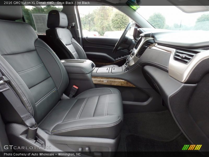 Onyx Black / Jet Black 2016 GMC Yukon XL Denali 4WD