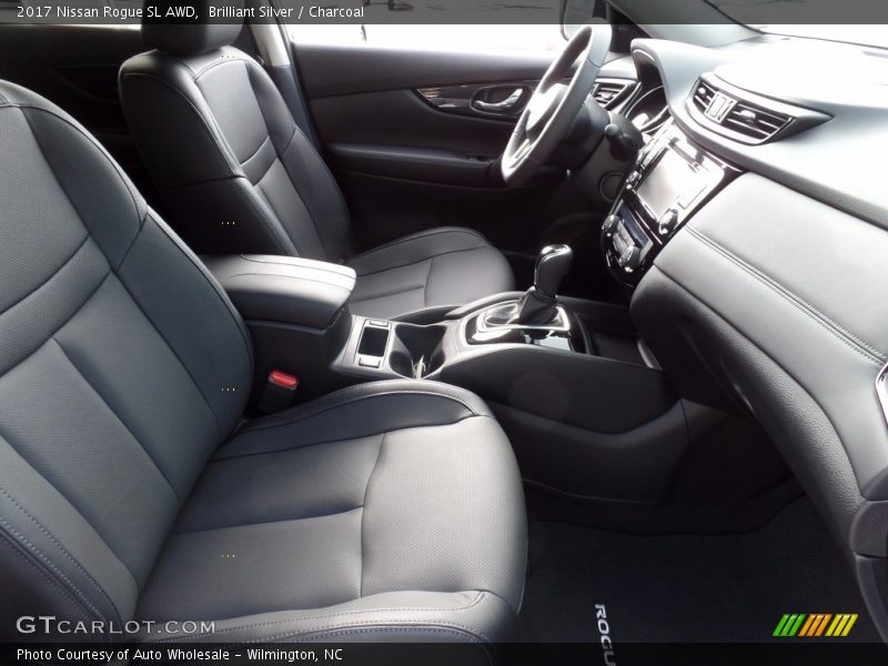 Brilliant Silver / Charcoal 2017 Nissan Rogue SL AWD