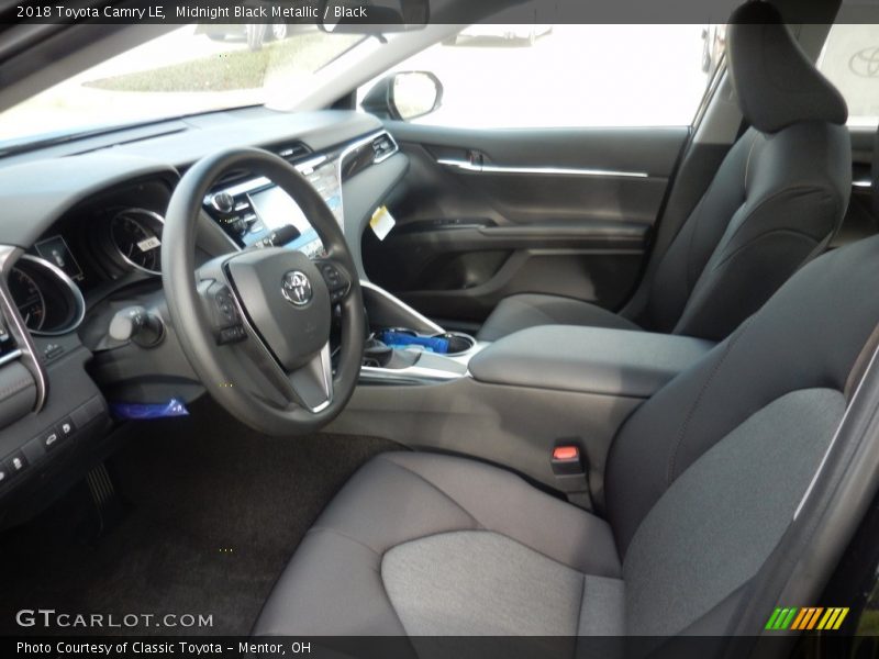 Midnight Black Metallic / Black 2018 Toyota Camry LE