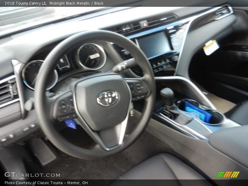 Midnight Black Metallic / Black 2018 Toyota Camry LE