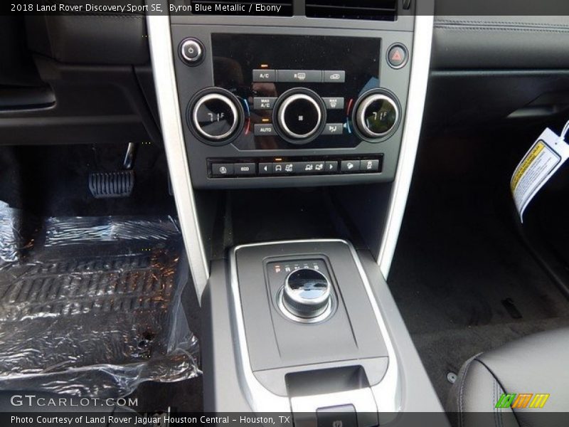 Byron Blue Metallic / Ebony 2018 Land Rover Discovery Sport SE