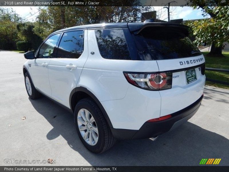 Fuji White / Glacier 2018 Land Rover Discovery Sport SE