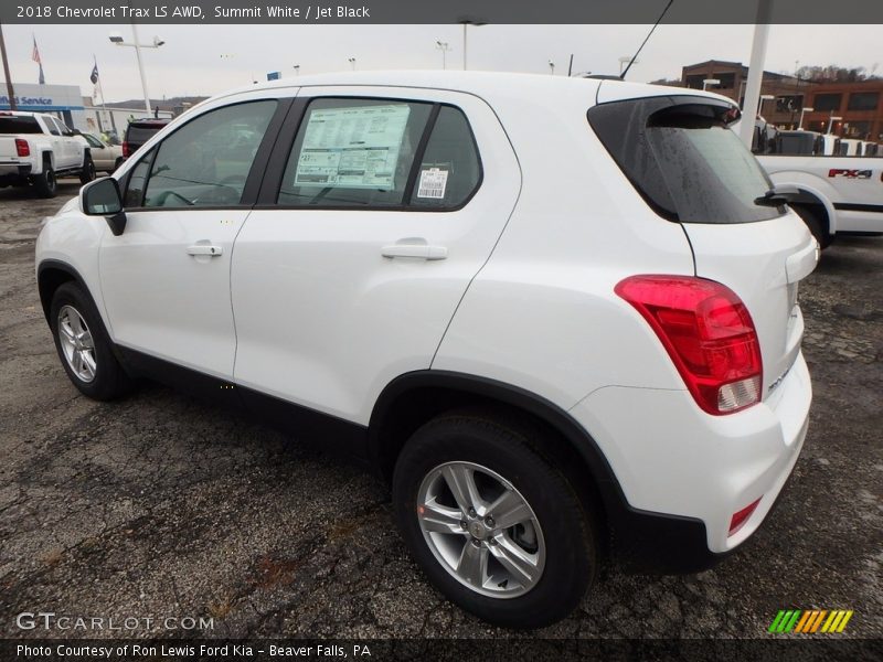 Summit White / Jet Black 2018 Chevrolet Trax LS AWD