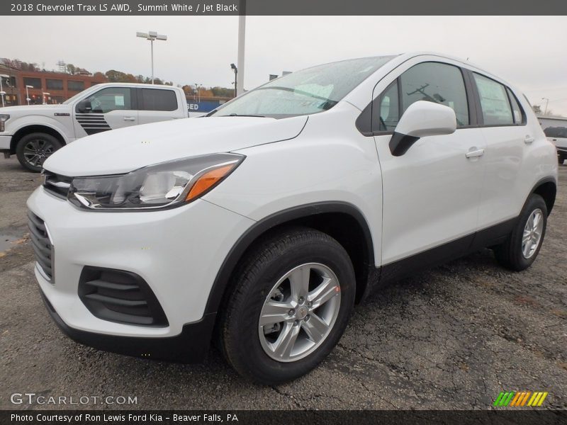 Front 3/4 View of 2018 Trax LS AWD