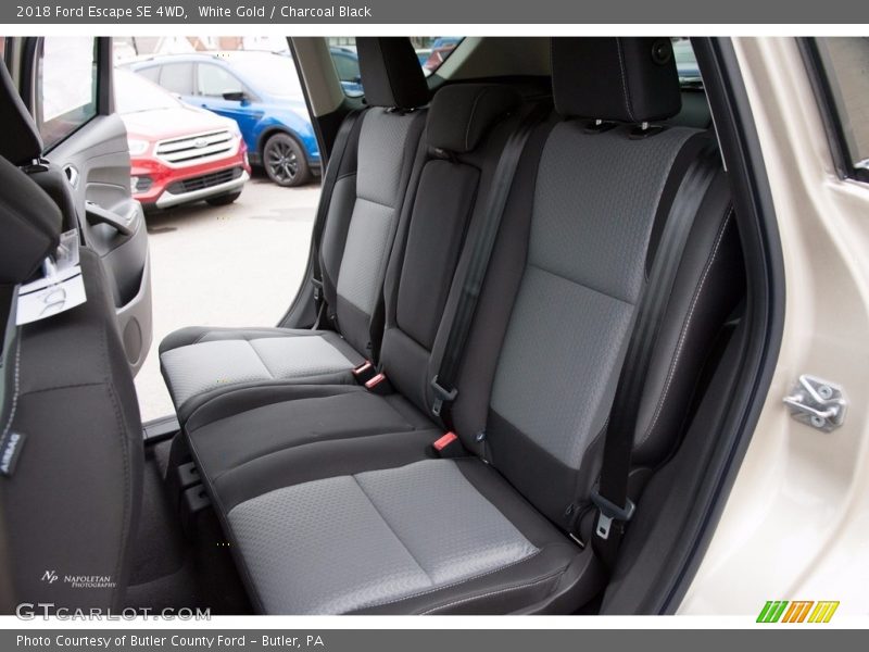 White Gold / Charcoal Black 2018 Ford Escape SE 4WD