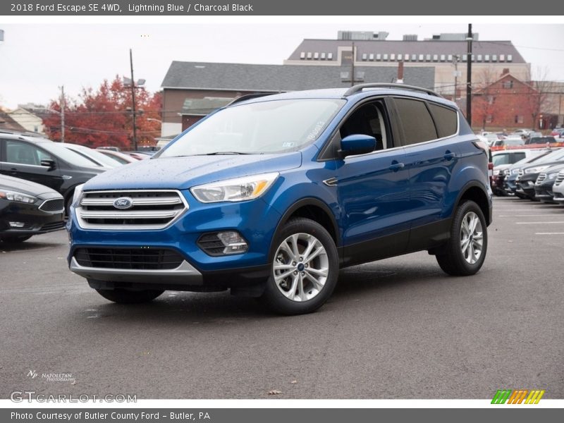 Lightning Blue / Charcoal Black 2018 Ford Escape SE 4WD