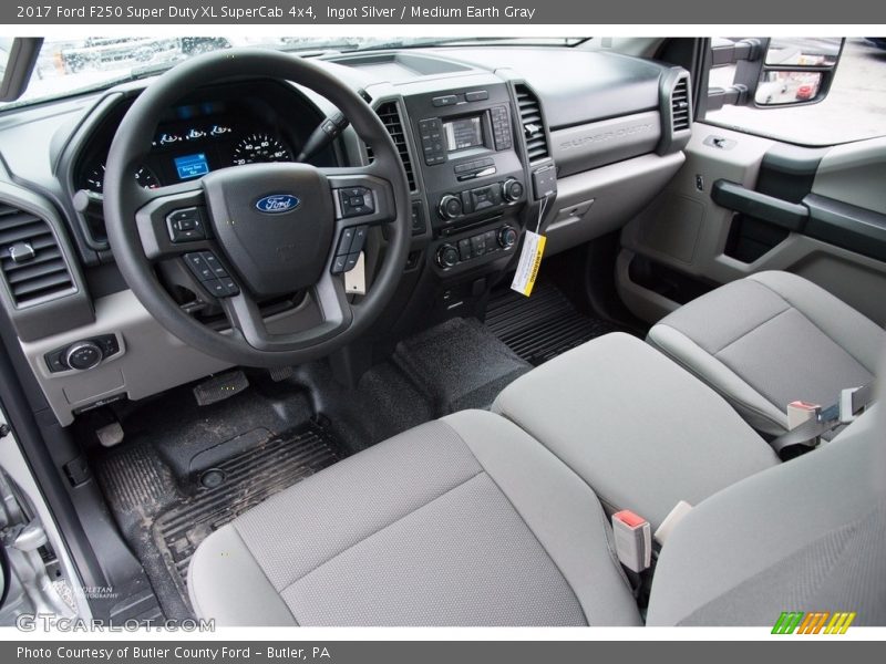 Ingot Silver / Medium Earth Gray 2017 Ford F250 Super Duty XL SuperCab 4x4
