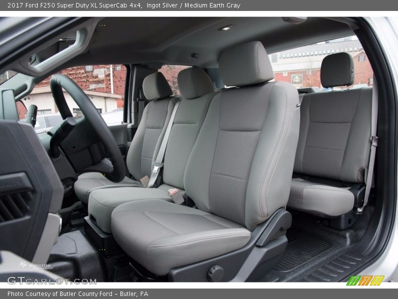 Ingot Silver / Medium Earth Gray 2017 Ford F250 Super Duty XL SuperCab 4x4