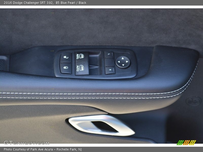 B5 Blue Pearl / Black 2016 Dodge Challenger SRT 392