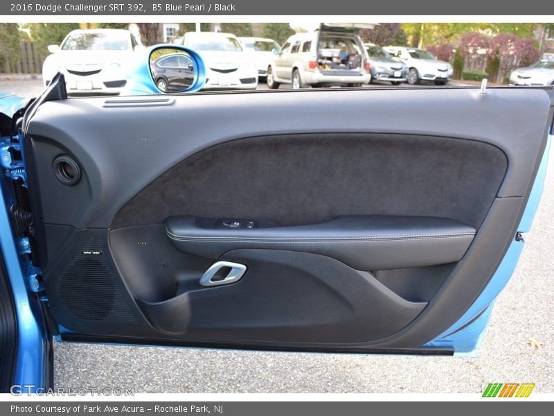 B5 Blue Pearl / Black 2016 Dodge Challenger SRT 392