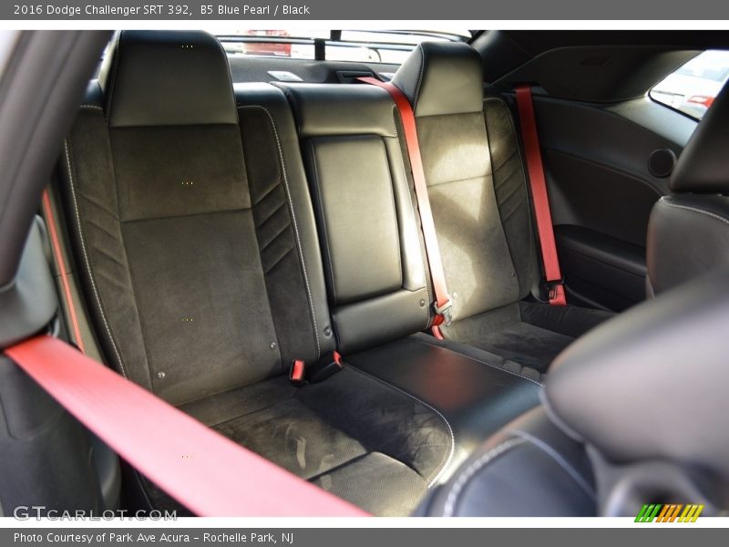 B5 Blue Pearl / Black 2016 Dodge Challenger SRT 392