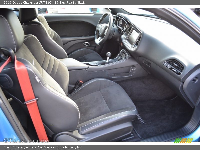 B5 Blue Pearl / Black 2016 Dodge Challenger SRT 392