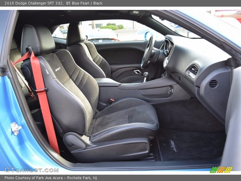 B5 Blue Pearl / Black 2016 Dodge Challenger SRT 392