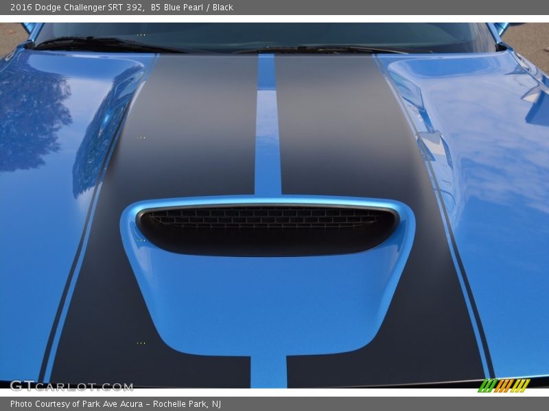 B5 Blue Pearl / Black 2016 Dodge Challenger SRT 392