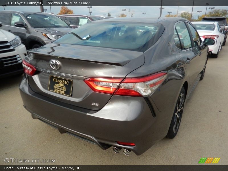 Predawn Gray Mica / Black 2018 Toyota Camry SE