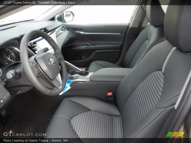 Predawn Gray Mica / Black 2018 Toyota Camry SE