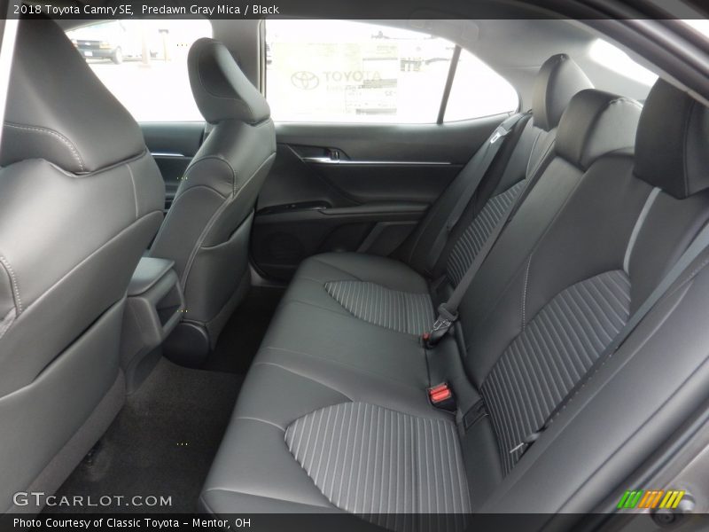 Predawn Gray Mica / Black 2018 Toyota Camry SE