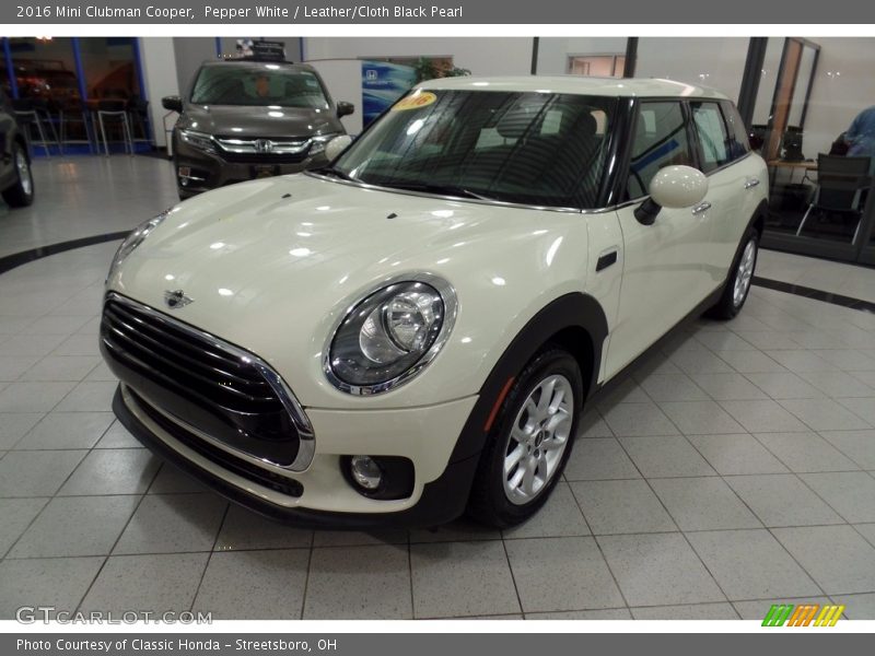 Pepper White / Leather/Cloth Black Pearl 2016 Mini Clubman Cooper