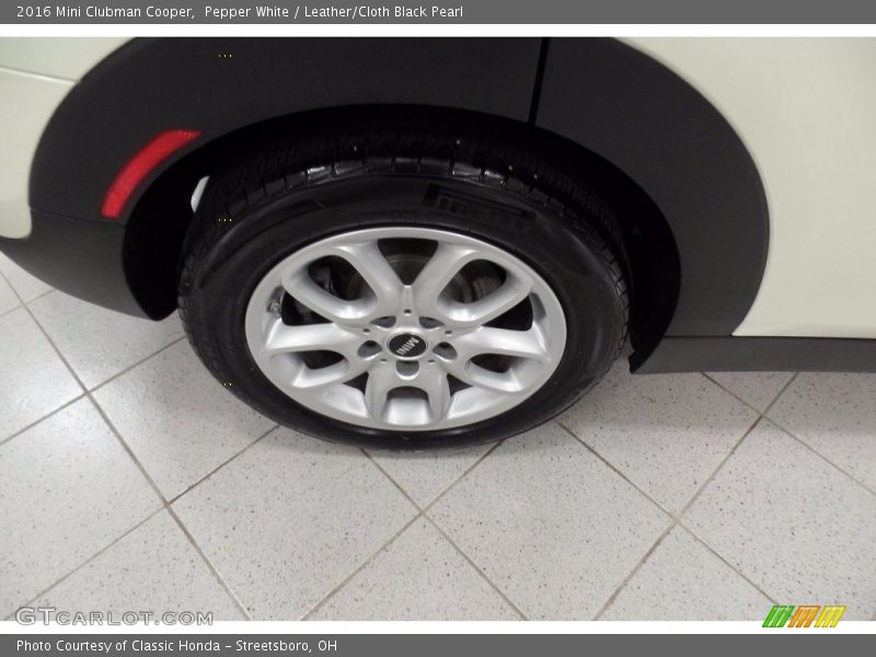 Pepper White / Leather/Cloth Black Pearl 2016 Mini Clubman Cooper