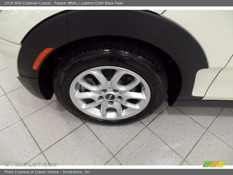 Pepper White / Leather/Cloth Black Pearl 2016 Mini Clubman Cooper