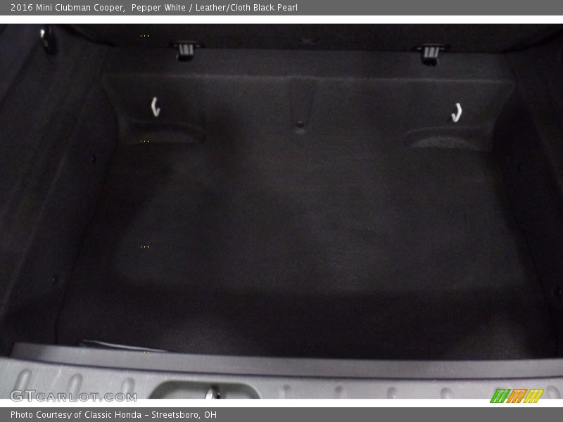 Pepper White / Leather/Cloth Black Pearl 2016 Mini Clubman Cooper