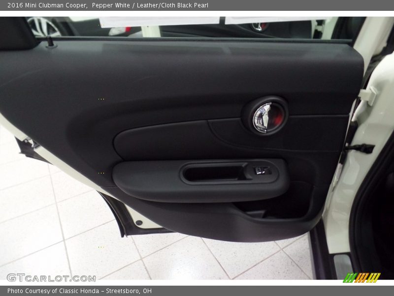 Pepper White / Leather/Cloth Black Pearl 2016 Mini Clubman Cooper