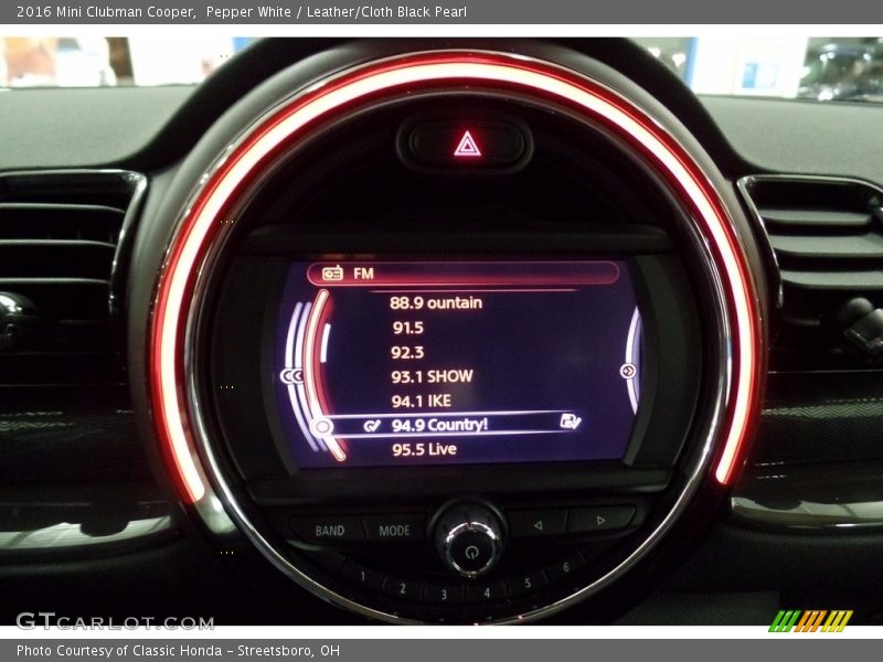 Pepper White / Leather/Cloth Black Pearl 2016 Mini Clubman Cooper