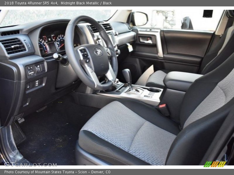Midnight Black Metallic / Black 2018 Toyota 4Runner SR5 4x4