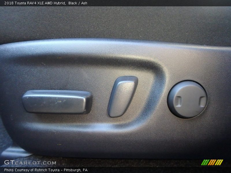Black / Ash 2018 Toyota RAV4 XLE AWD Hybrid