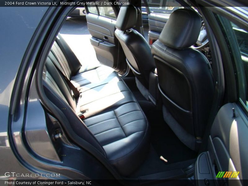 Midnight Grey Metallic / Dark Charcoal 2004 Ford Crown Victoria LX