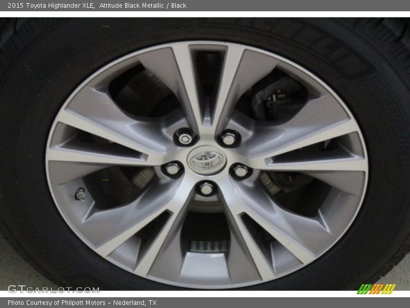 Attitude Black Metallic / Black 2015 Toyota Highlander XLE