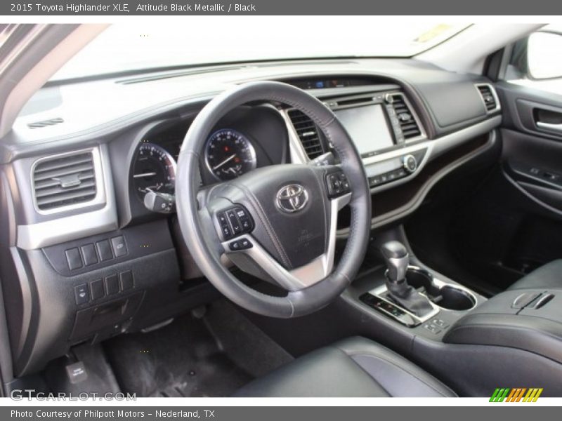 Attitude Black Metallic / Black 2015 Toyota Highlander XLE
